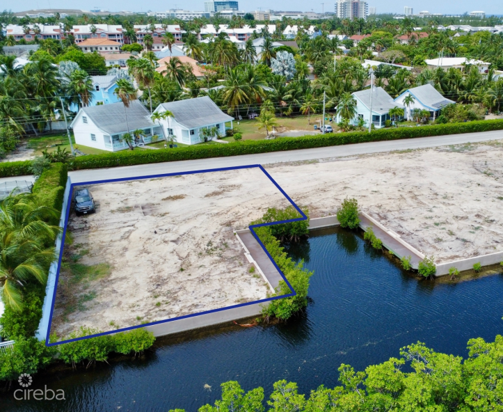 CLIPPER BAY CANAL LOT 508 - RECENTLY GATED