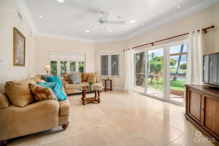 YACHT CLUB VILLAS W DOCK