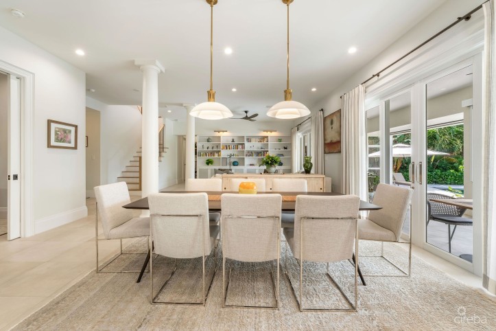 VISTA DEL MAR SPANISH-STYLE 4-BED CANAL FRONT VILLA