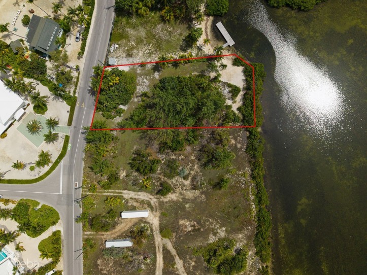 WATER CAY - EXCLUSIVE 0.56-ACRE WATERFRONT ESTATE PARCEL