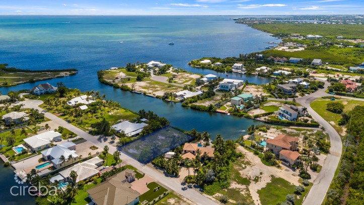 THE SHORES 0.35 ACRES LOT  - APPROVED PLANS &  GEOTECH