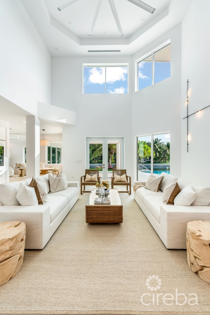 VISTA DEL MAR | A REIMAGINED WATERFRONT ESTATE