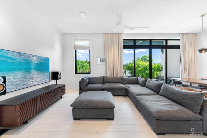 OLEA 107, CANAL FRONT 3 BED DUPLEX - MOTIVATED