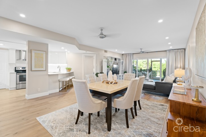 BRITANNIA REGENTS COURT | SERENE CANAL LIVING