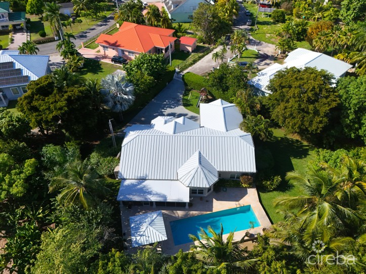 JACARANDA COURT 35, SOUTH SOUND HOME