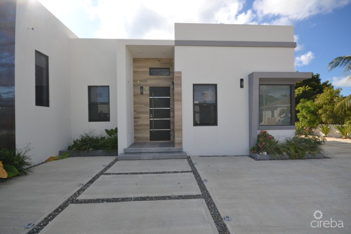 BLOOMBURY VILLAS BRAND NEW!