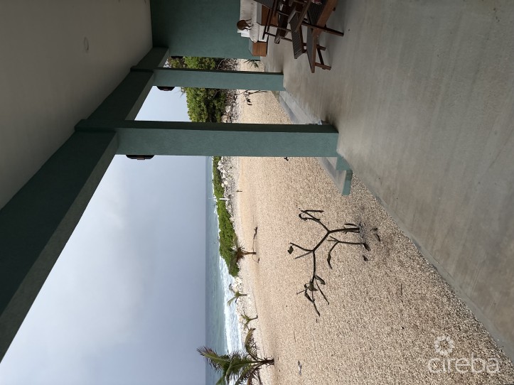 ROCK ROAD OCEAN FRONT HOME