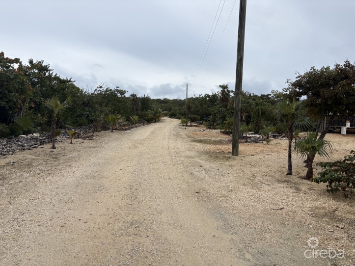 ROCK ROAD OCEAN FRONT HOME