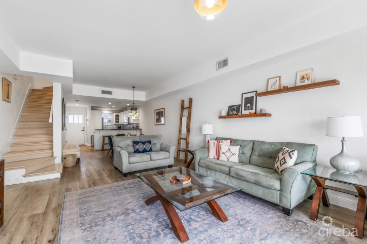 WINDSOR VILLAGE 27, SOUTH SOUND HOME