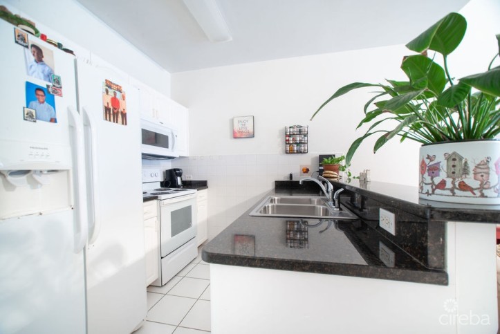 CHARMING & CENTRALLY LOCATED SOUTH COVE IN SOUTH SOUND