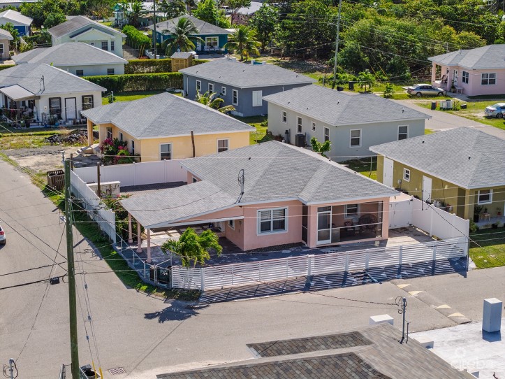 MALVERN WAY SINGLE FAMILY HOME