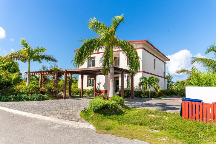 A WATERFRONT OPPORTUNITY IN AUBURN BAY | PROSPECT