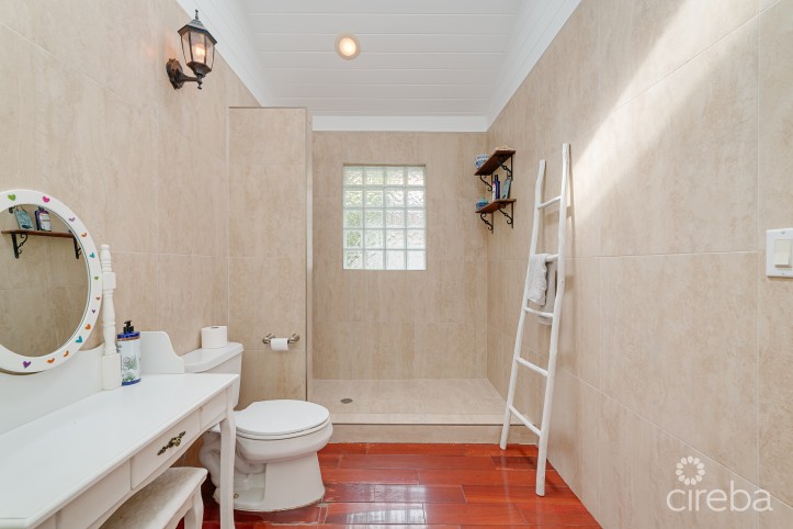 REDUCED! #1 CANAL HOME UNCLE BOB LANE