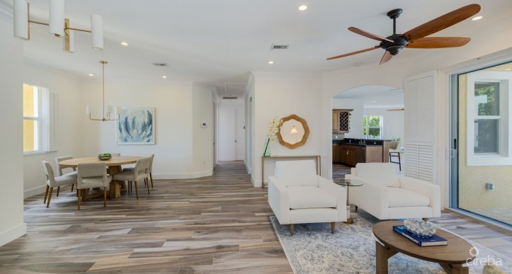 THE SHORES FAMILY HOME