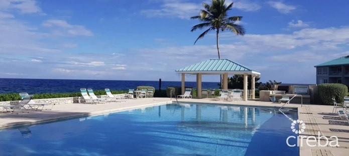 OCEAN POINTE VILLAS #10, OCEANFRONT WEST BAY