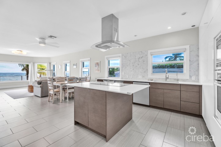 OLD PROSPECT GROVES - OCEANFRONT RESIDENCE #11
