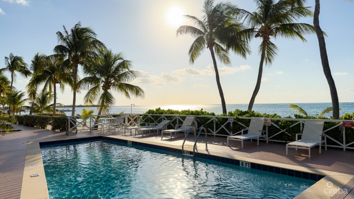 CONCH CLUB COTTAGE-LITTLE CAYMAN