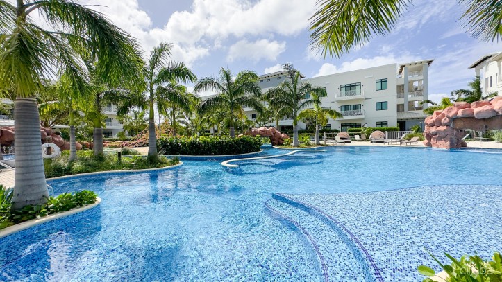 OLEA 3 BED CANAL FRONT DUPLEX