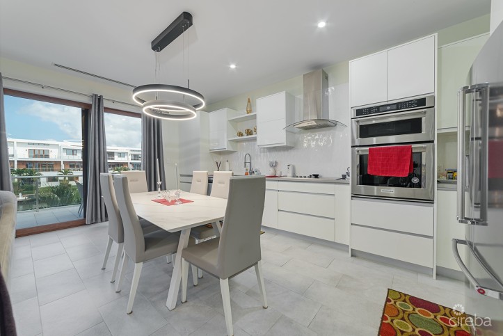 BEAUTIFUL ARVIA THREE BEDROOM