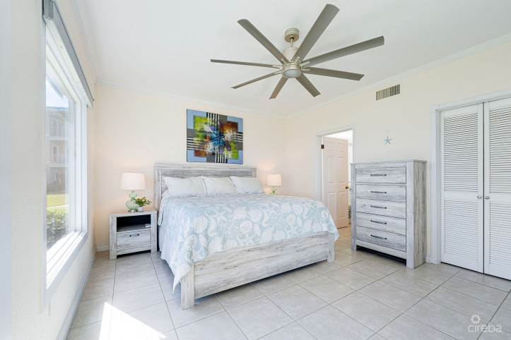 OCEAN POINTE VILLAS