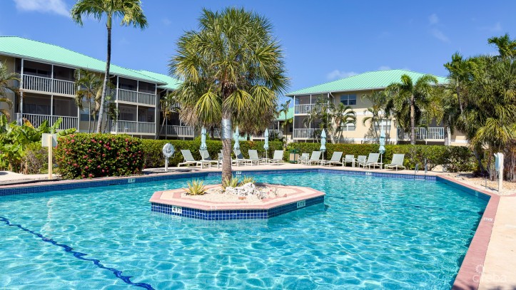 PLANTATION VILLAGE - 7 MILE BEACH CONDO