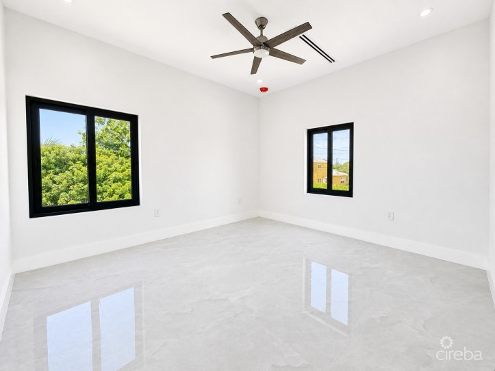 BRAND NEW HALF DUPLEX- 3 BEDROOM- SAVANNAH