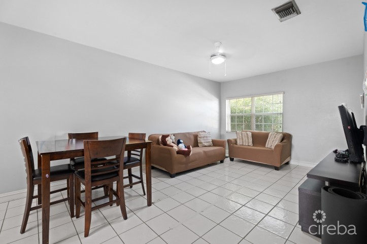SILVER OAKS CONDO - 2 BED, 2 BATH . SECOND FLOOR