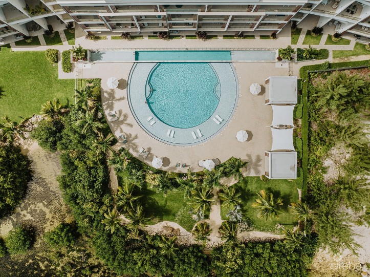 AURA #305 OCEANFRONT