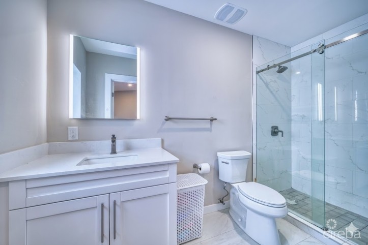 DOWNTOWN REACH 801