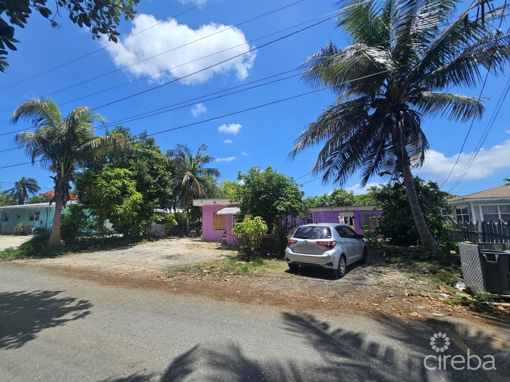 FOUR-PLEX / NEIGHBOURHOOD COMMERCIAL ZONING LAND