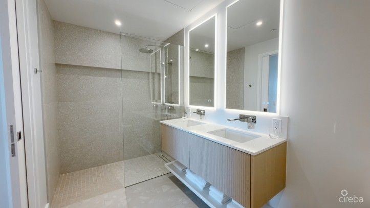 ONE GT - FURNISHED 2 BED WITH DEN