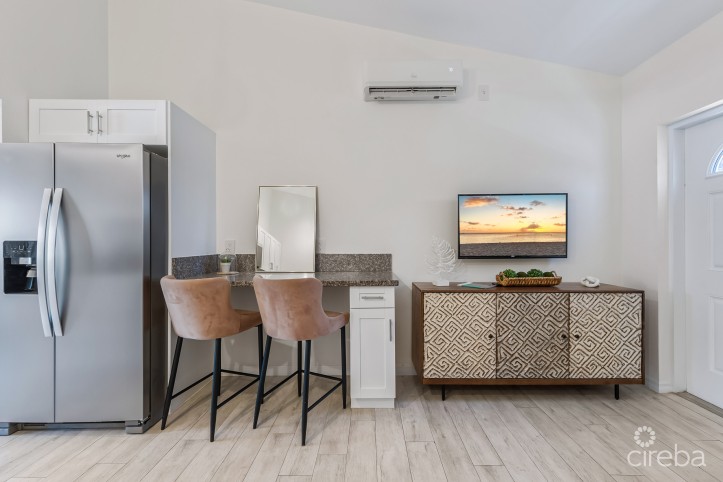 SANDSCAPE RESIDENCES #27