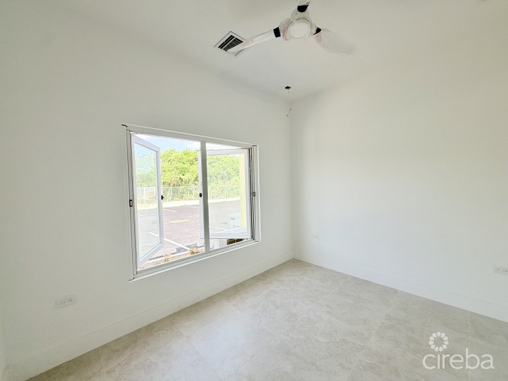 LARGE ONE BEDROOM TOWNHOME - THE MEADOWS AT BATABANO