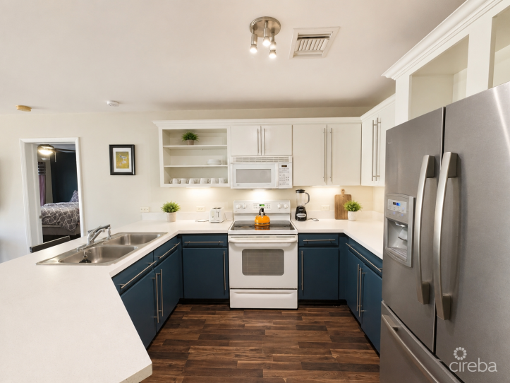 SUNRISE 3BED/2BATH--END UNIT--GROUND FLOOR