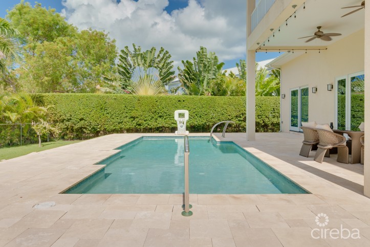 BRITANNIA ESTATES  4/5  BED FAMILY HOME