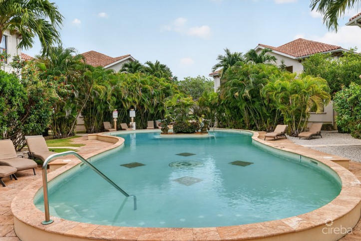 2 BEDROOM CONDO IN LANTERN POINT