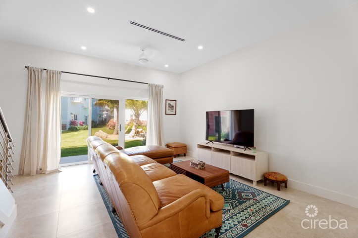 3 BEDROOMS + ROOF TERRACE AT THE MEADOWS AT BATABANO - RESIDENCE 504