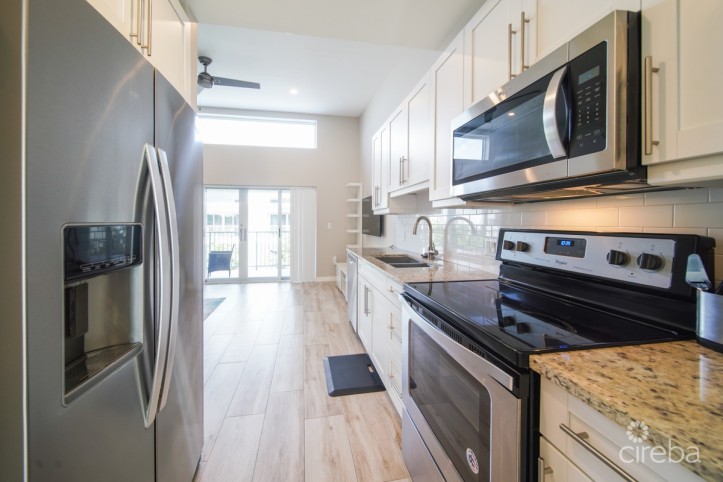 DOWNTOWN REACH - ONE BEDROOM