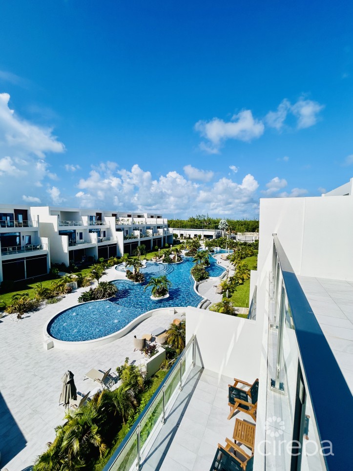 BAHIA #54 UPGRADED 4 BEDROOM 4.5 BATH