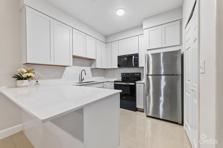 COMPLETE RENOVATED LANTERN POINT 2 BED/2 BATH
