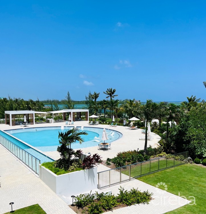 AURA 2 BED PLUS DEN, 2.5 BATH TOWNHOUSE