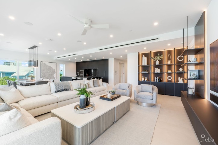 AQUA RESIDENCE 2 - LUXURY SEVEN MILE BEACH CONDO